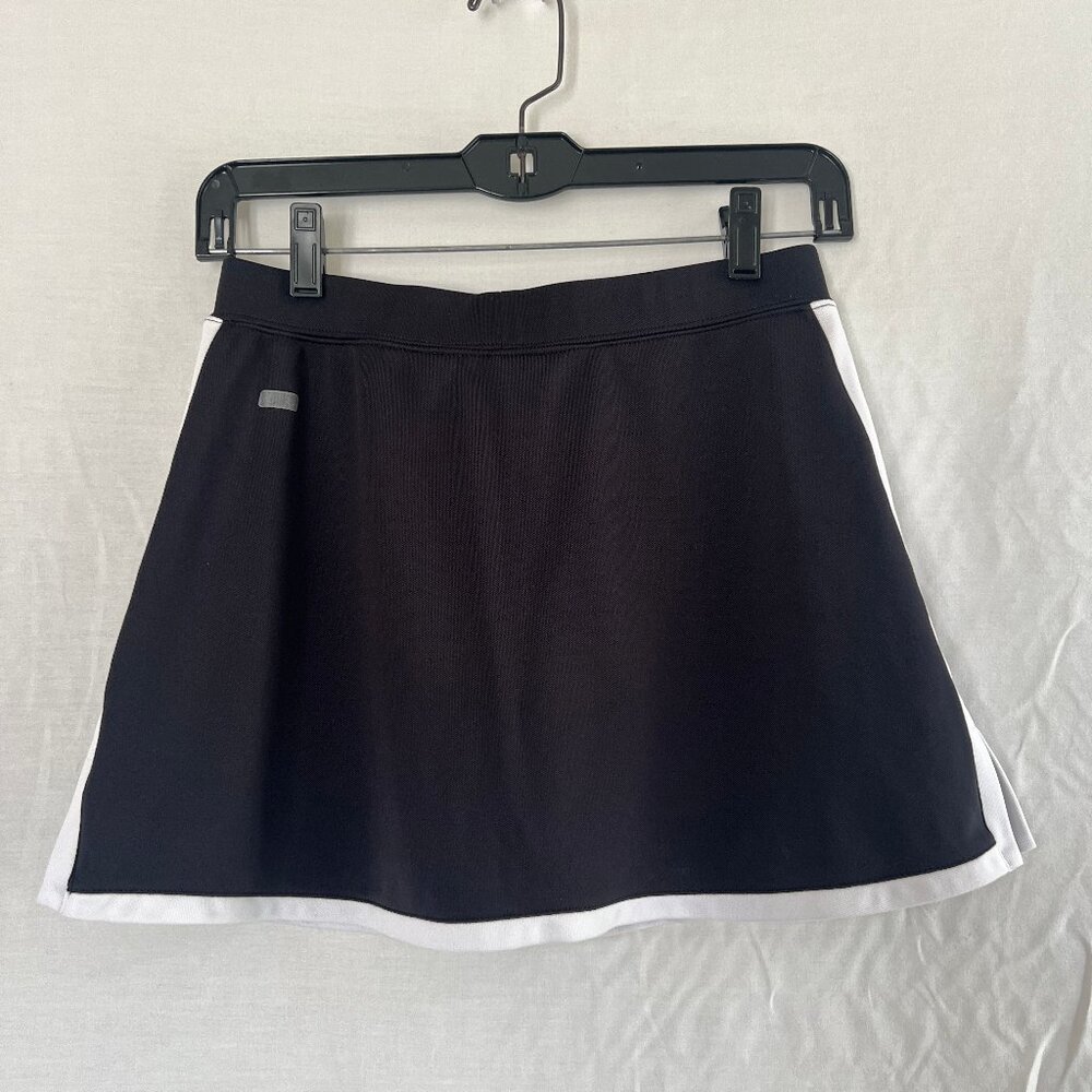 Nike Tennis Skirt with Built-in Shorts – Ladies S / Girls XL – Black & White - Picture 2 of 16